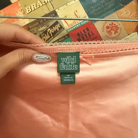 Pink Satin Set - Picture 6 of 7